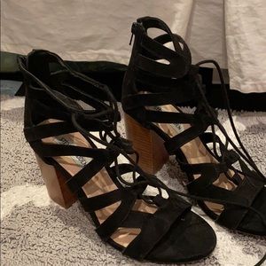 Lace up black heeled sandal